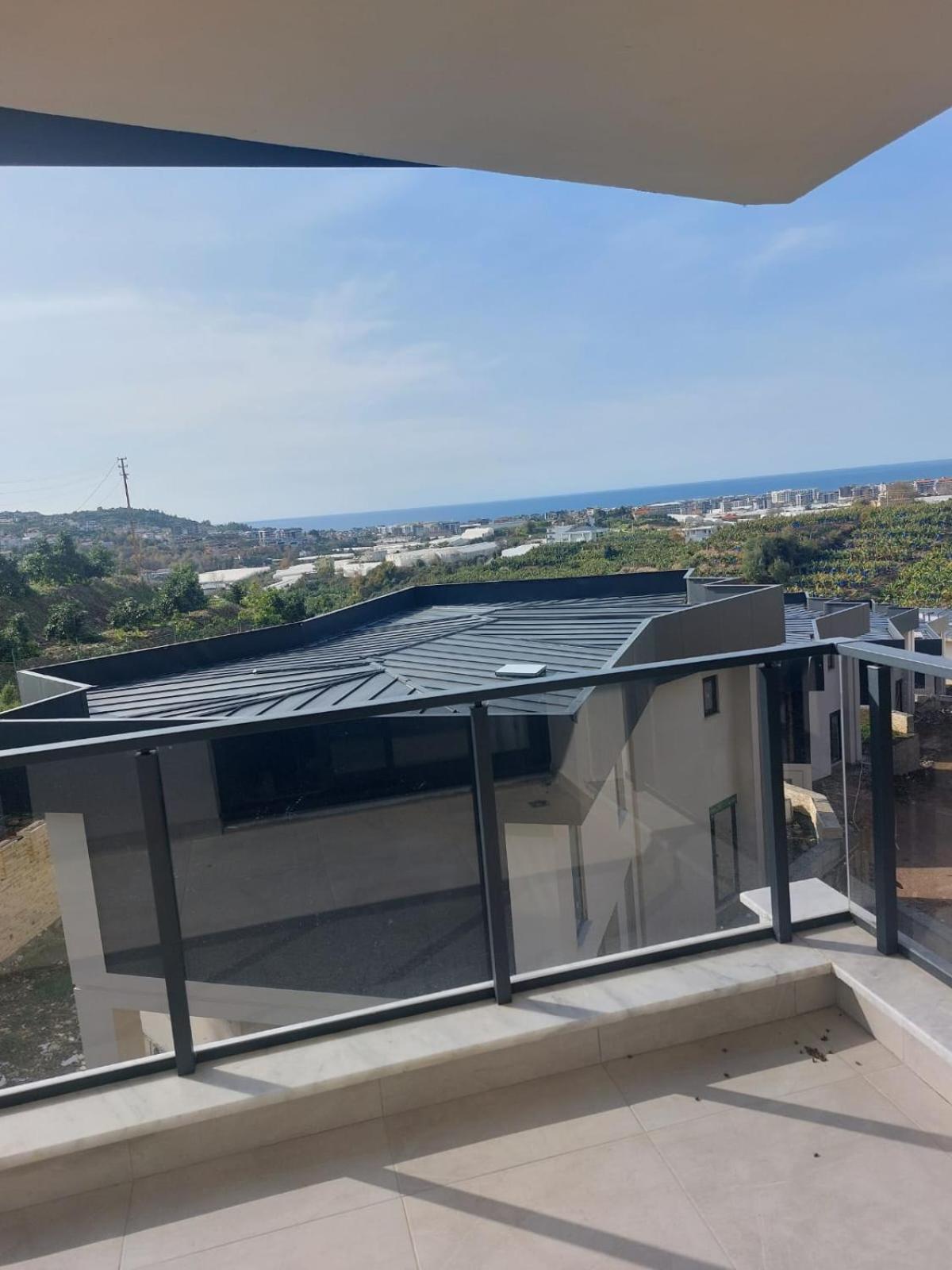 Casa Hills 5*